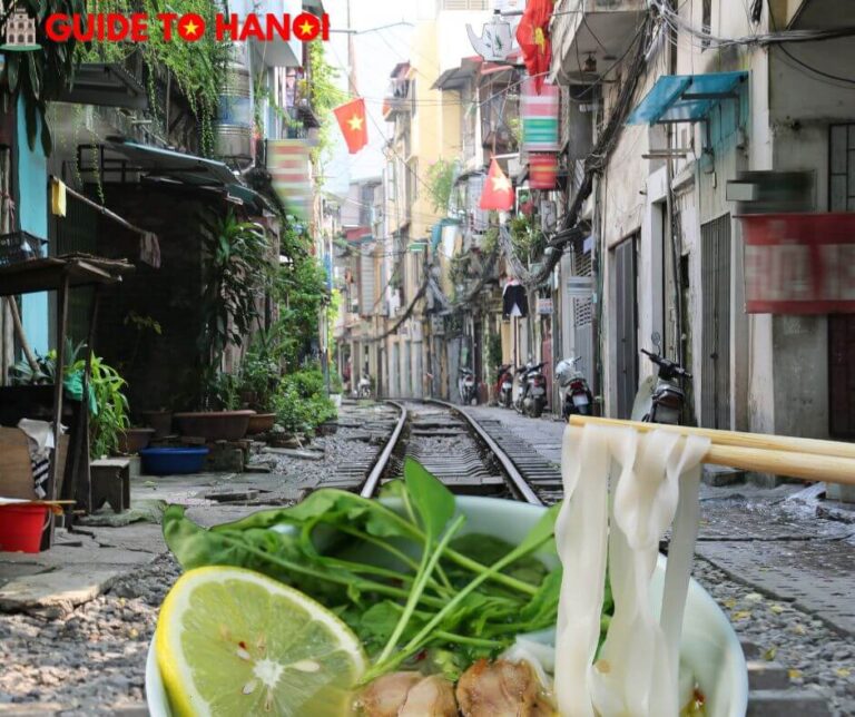 hanoi train street food tour